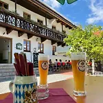 Kastanienhof Pfettrach Hotel