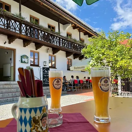 Kastanienhof Pfettrach Hotel